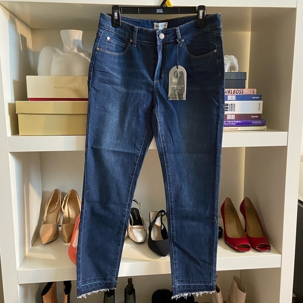 NWT Kendall & Kylie Kontent Mid-Rise Crop Blue Denim Jeans Size 11-12
